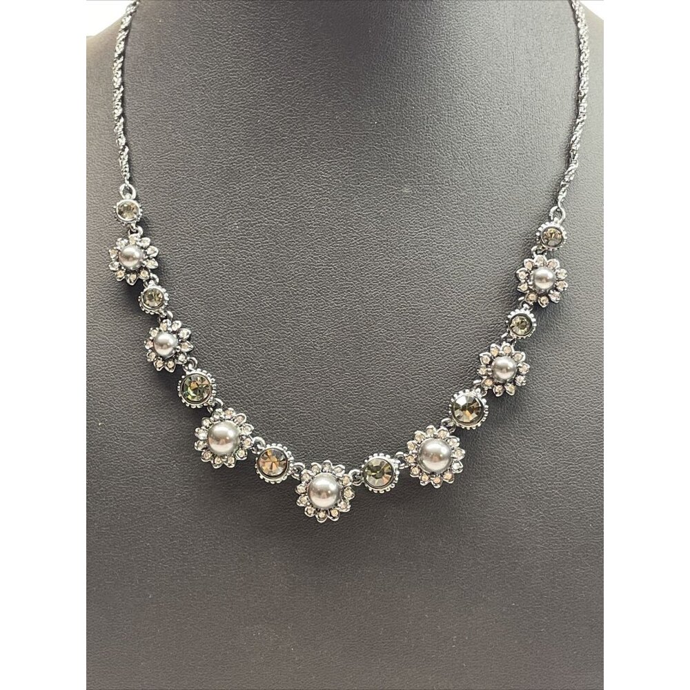 Marchesa Faux Pearl Clear Crystal Gunmetal Tone Rhinestone Flower Necklace A273